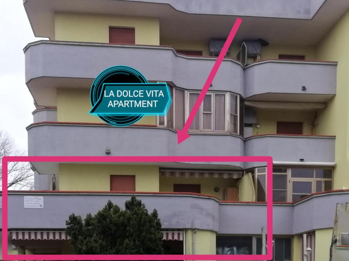 La Dolce Vita - Apartment With Shared Pool And Large Terrace Lido delle Nazioni Exterior photo
