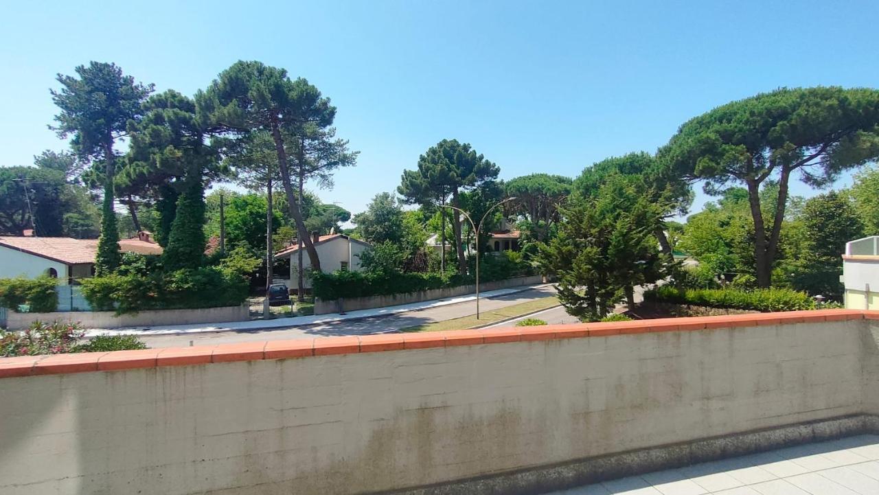 La Dolce Vita - Apartment With Shared Pool And Large Terrace Lido delle Nazioni Exterior photo