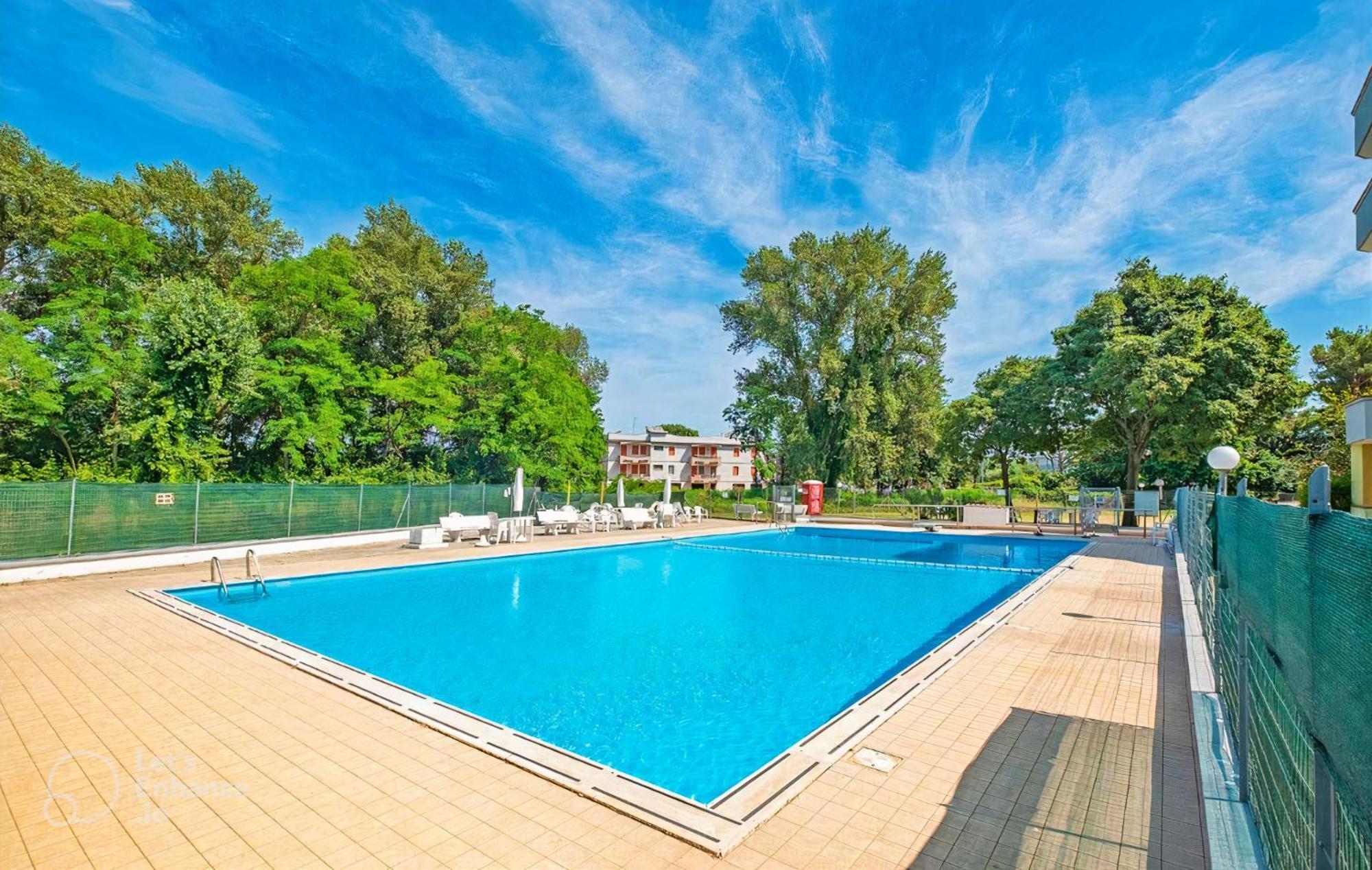 La Dolce Vita - Apartment With Shared Pool And Large Terrace Lido delle Nazioni Exterior photo