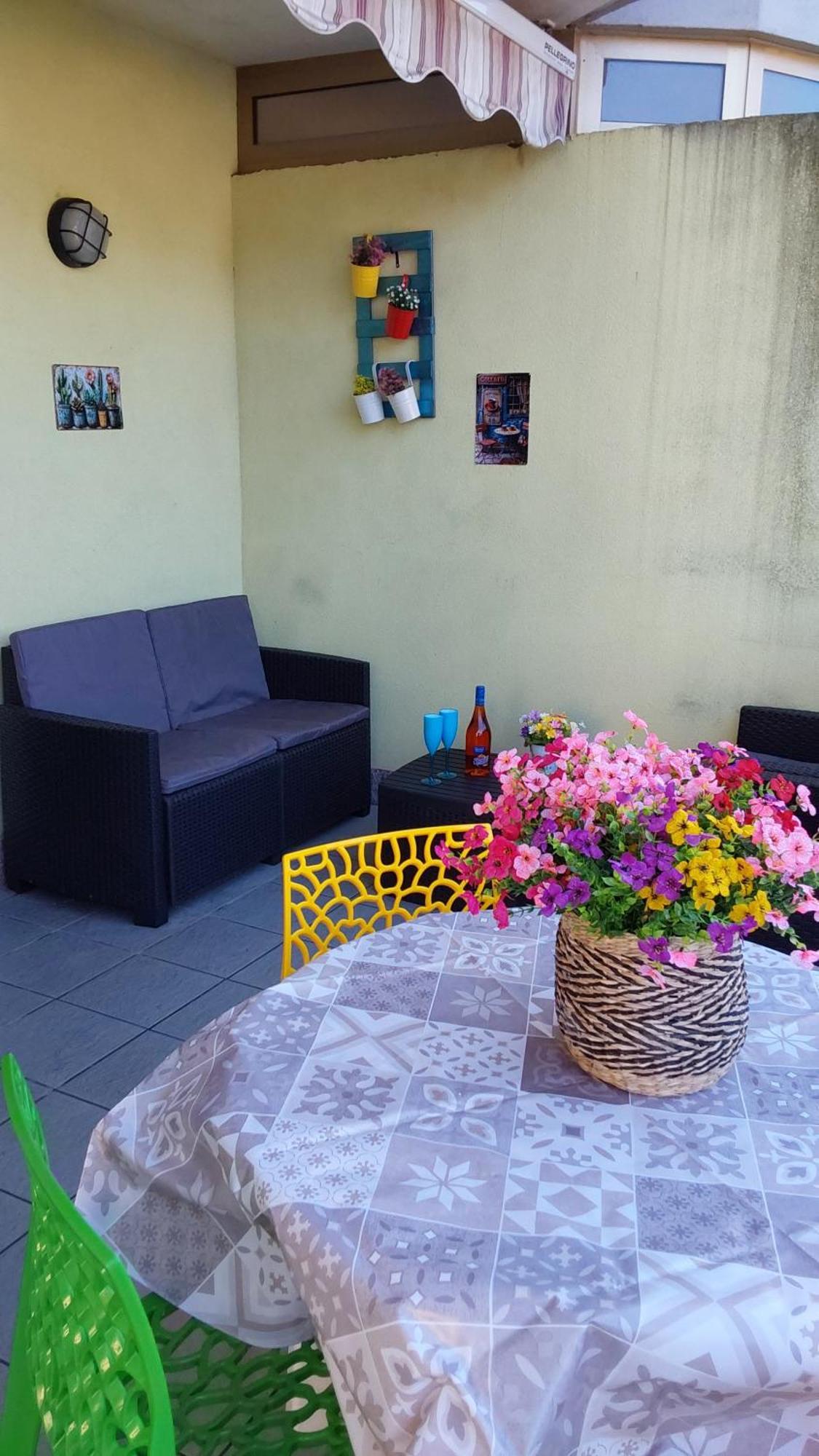 La Dolce Vita - Apartment With Shared Pool And Large Terrace Lido delle Nazioni Exterior photo