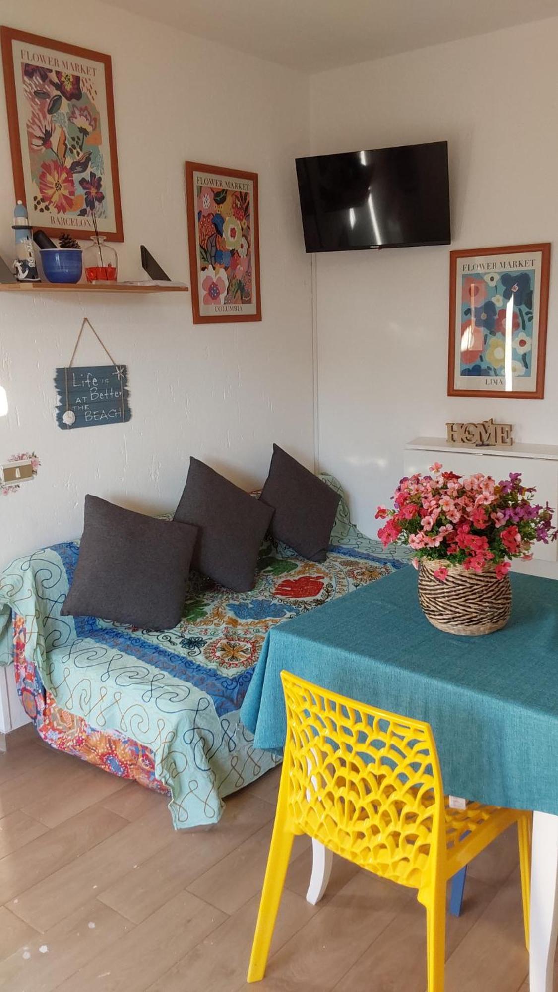 La Dolce Vita - Apartment With Shared Pool And Large Terrace Lido delle Nazioni Exterior photo
